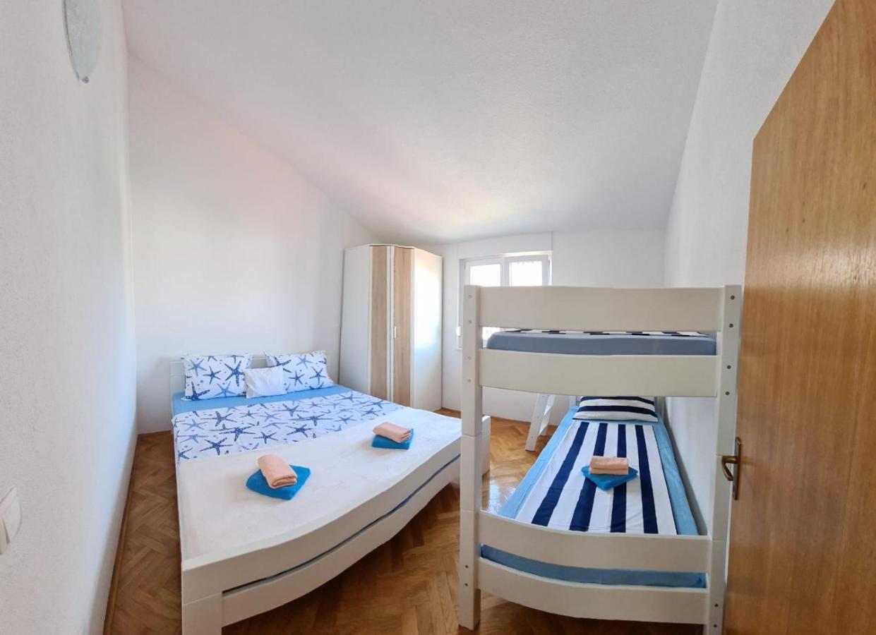 Apartments Naomi And Marsel Trogir Ngoại thất bức ảnh