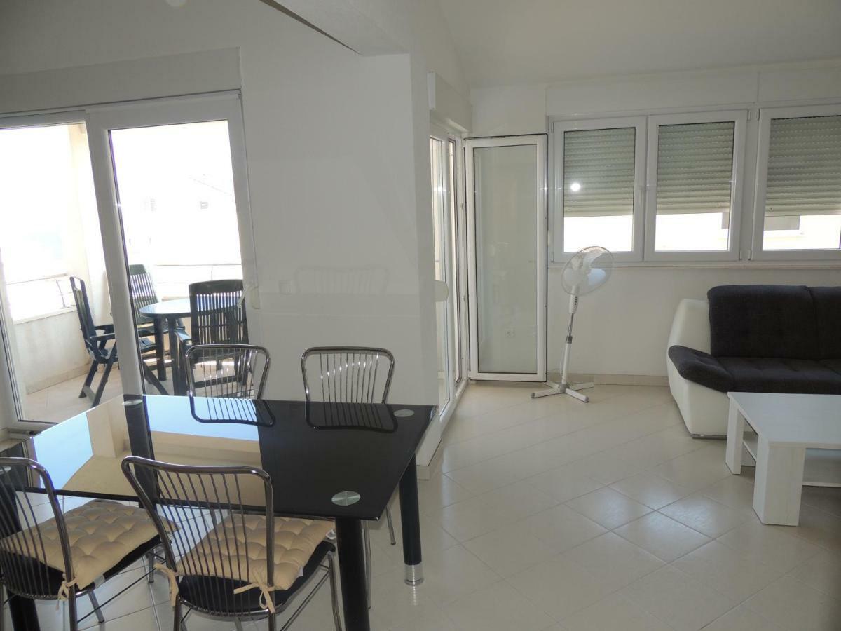 Apartments Naomi And Marsel Trogir Ngoại thất bức ảnh